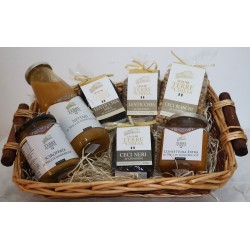 CESTA DI LEGUMI E TIPICI DI SICILIA